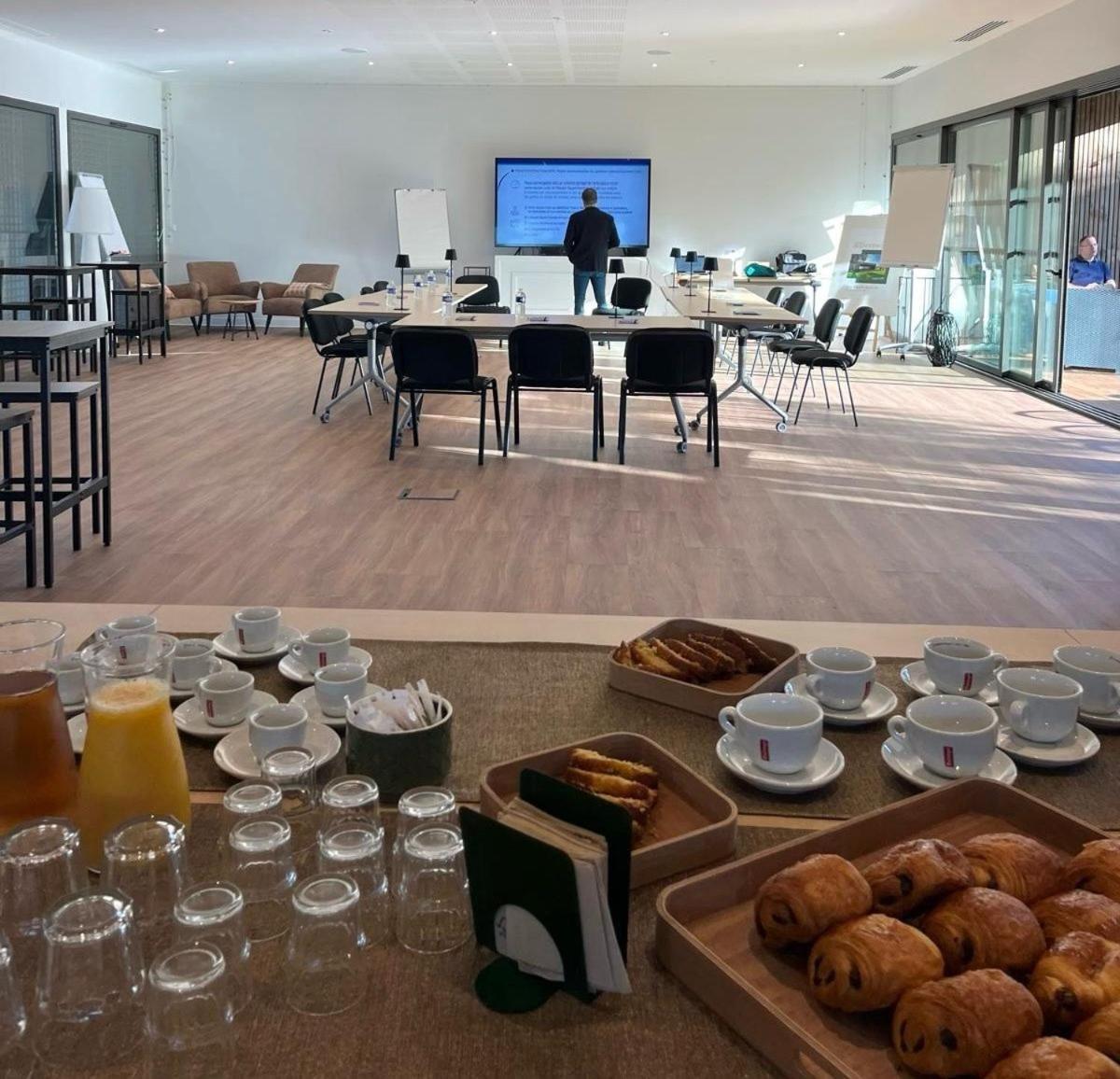 Hotel & Seminaire Le Patio Occitan - Toulouse Ouest - La Ramee Cugnaux Exteriér fotografie